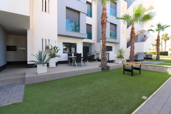 Resale - Apartment  - Guardamar del Segura - El Raso