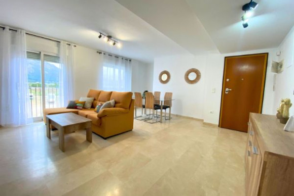 Reventa - Apartamento / piso - Gandia