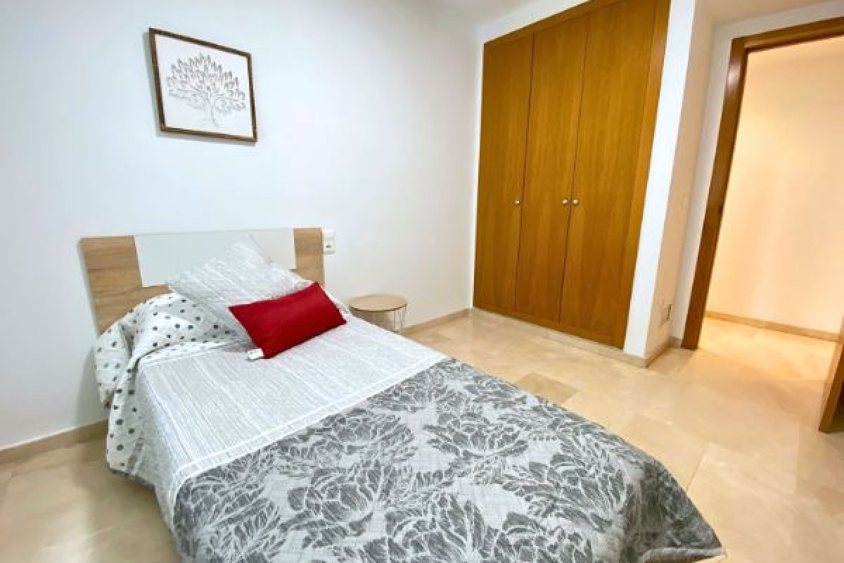 Reventa - Apartamento / piso - Gandia