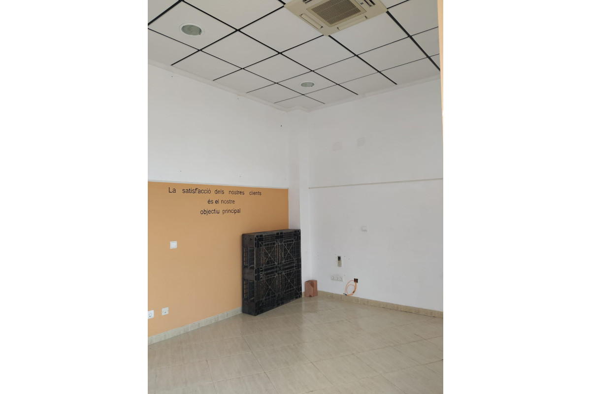 Revente - Commercial Unit - Guardamar