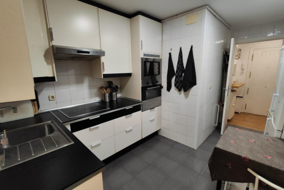 Herverkoop - Appartement  - Madrid - Chamberí