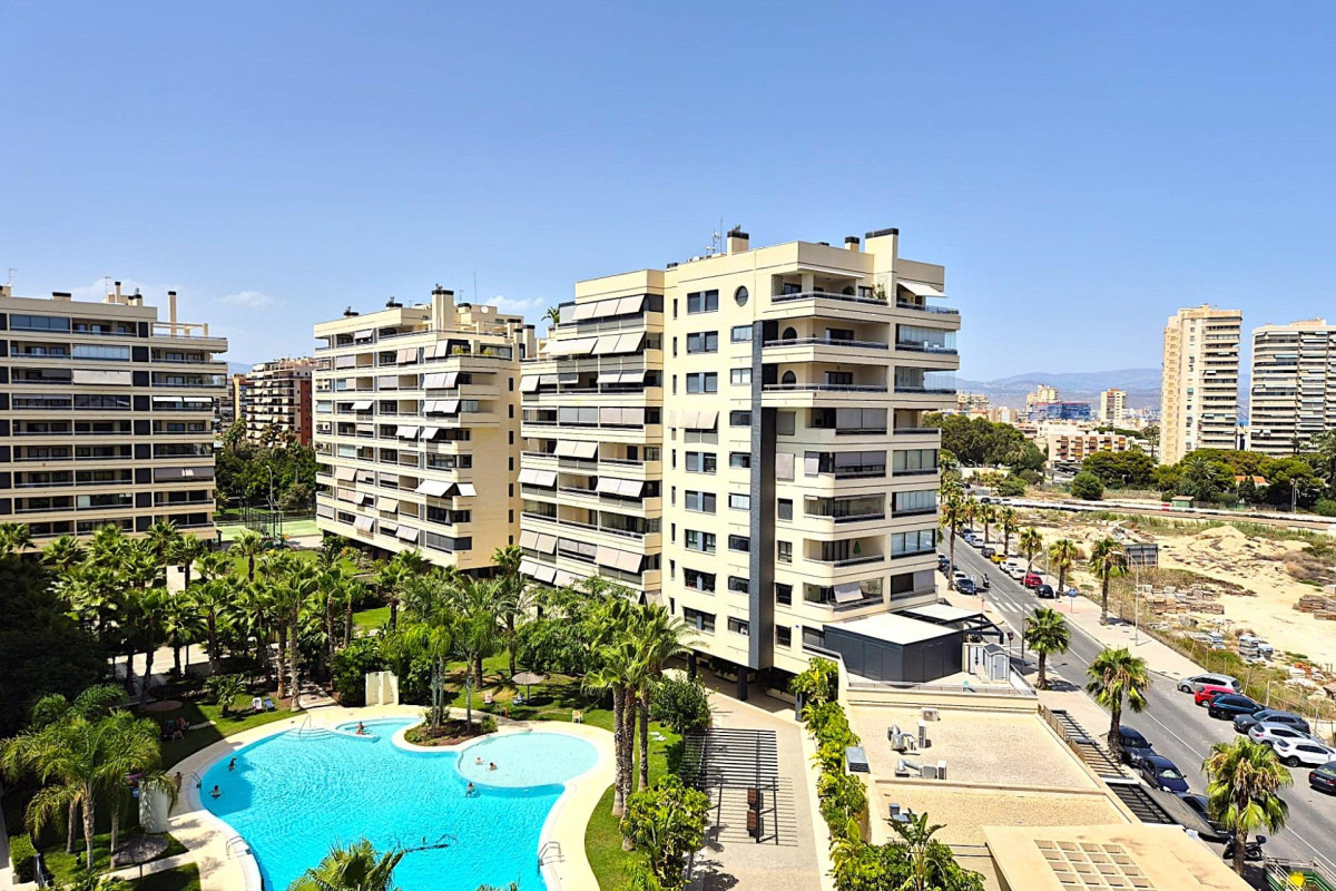 Lange Termijn Verhuur - Appartement  - SAN JUAN ALICANTE - Campo de golf