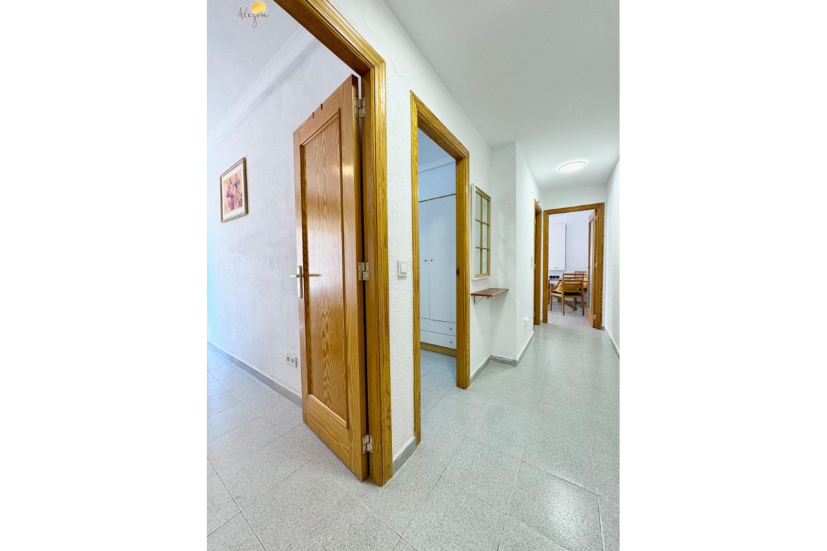 Resale - Apartment  - Torrevieja - Cabo cervera