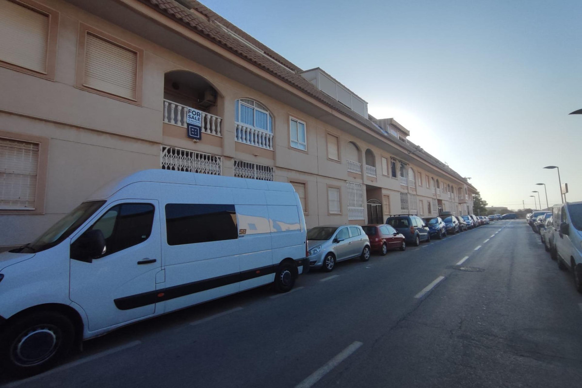 Herverkoop - Appartement  - Torrevieja - Acequion