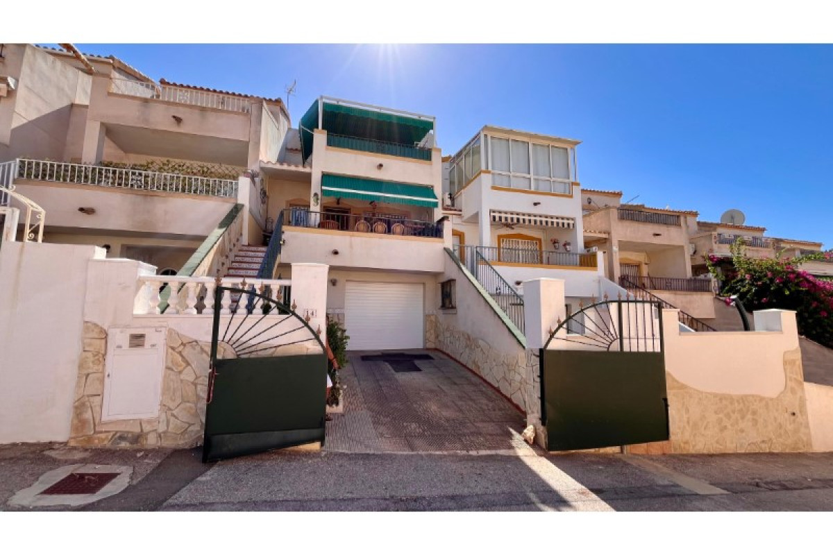 Revente - House - Orihuela Costa