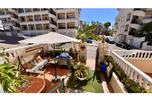 Revente - House - Orihuela Costa
