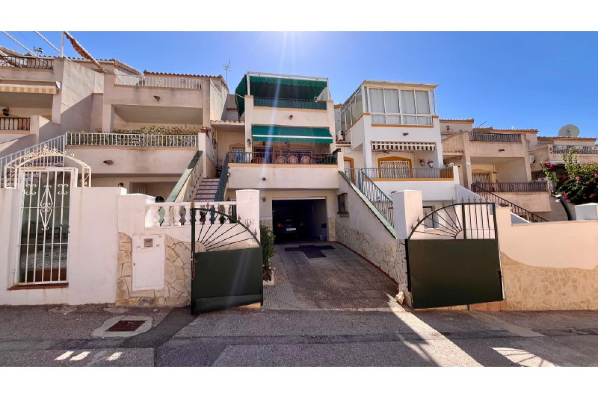 Revente - House - Orihuela Costa