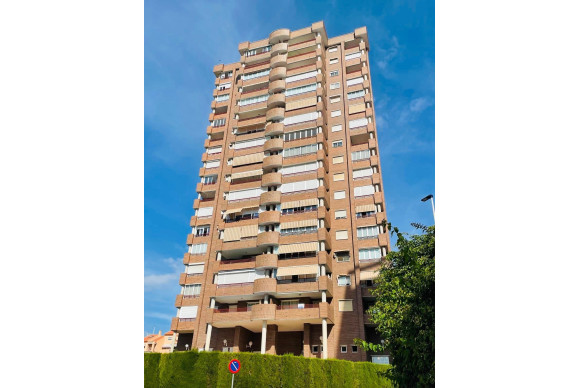 Resale - Apartment  - Benidorm - Jaime I