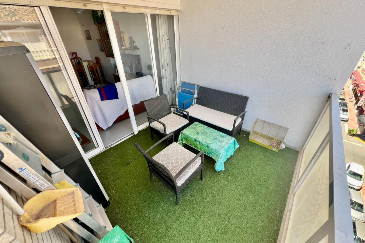 Resale - Apartment  - Torrevieja - Curva del Palangre