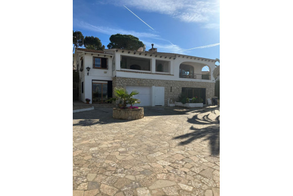 Resale - Villa - Alfaz del Pi - Albir