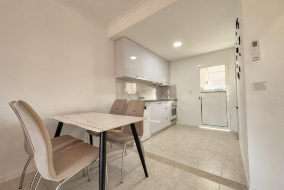 Revente - Appartement - Torrevieja - Los Frutales