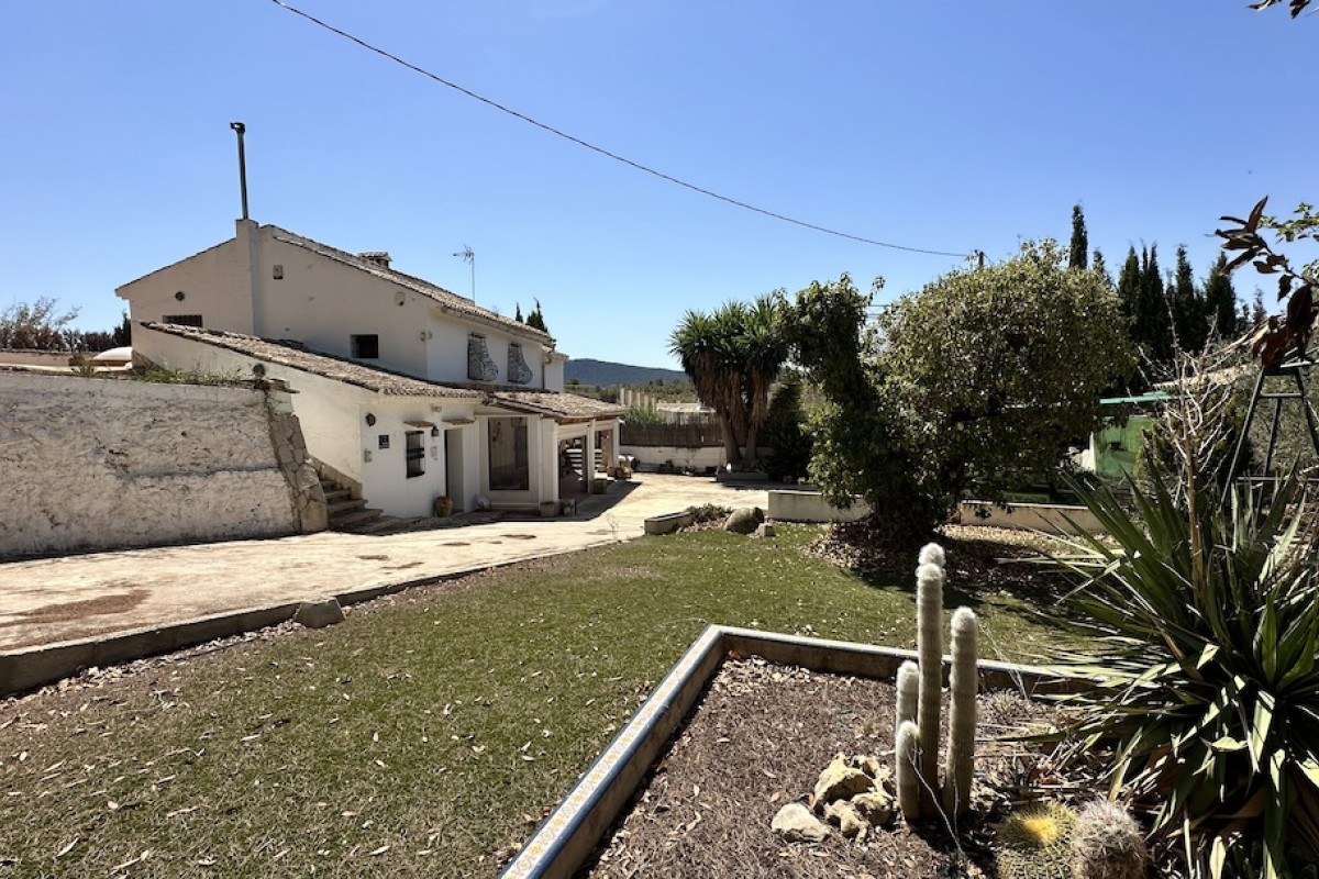 Revente - Villa - HONDON DE LAS NIEVES