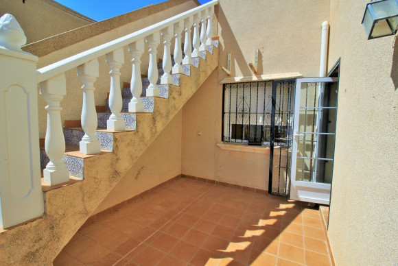 Resale - Townhouse - Villamartin