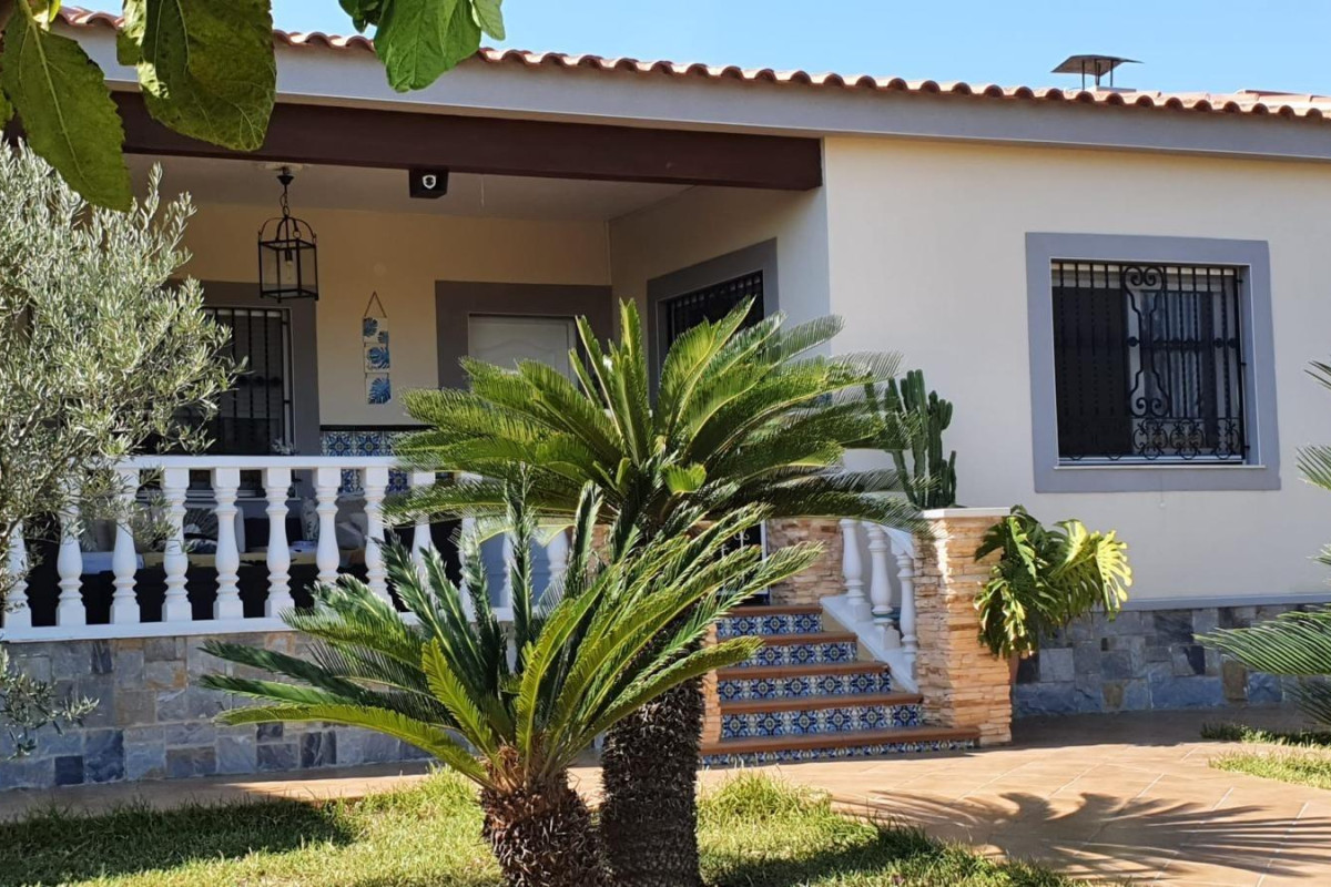 Resale - House - Torrevieja - Los altos