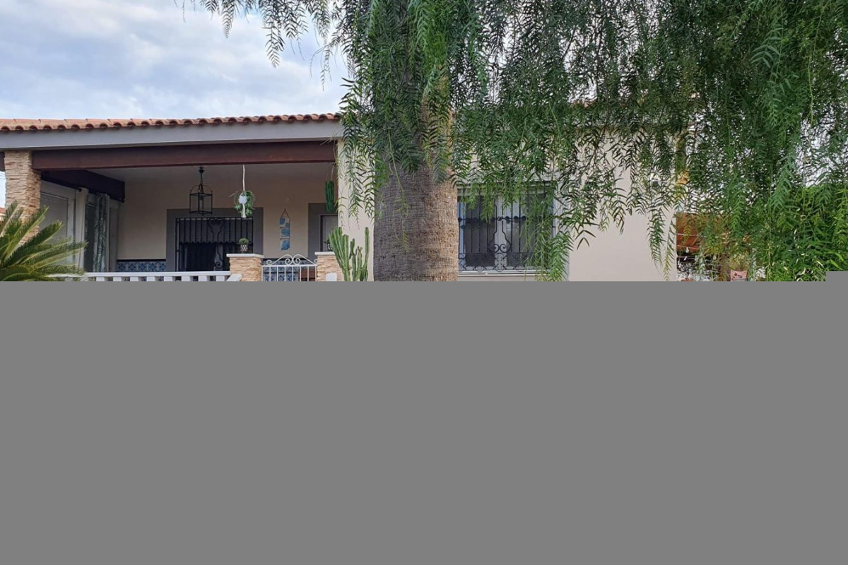 Resale - House - Torrevieja - Los altos