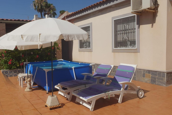 Resale - House - Torrevieja - Los altos