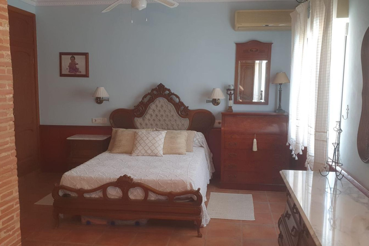 Resale - House - Torrevieja - Los altos