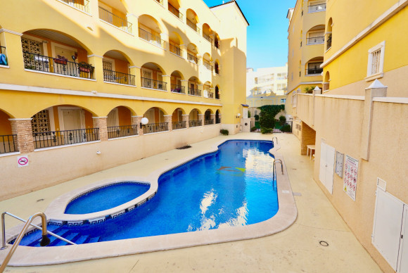 Resale - Apartment  - Algorfa - Algorfa - Village