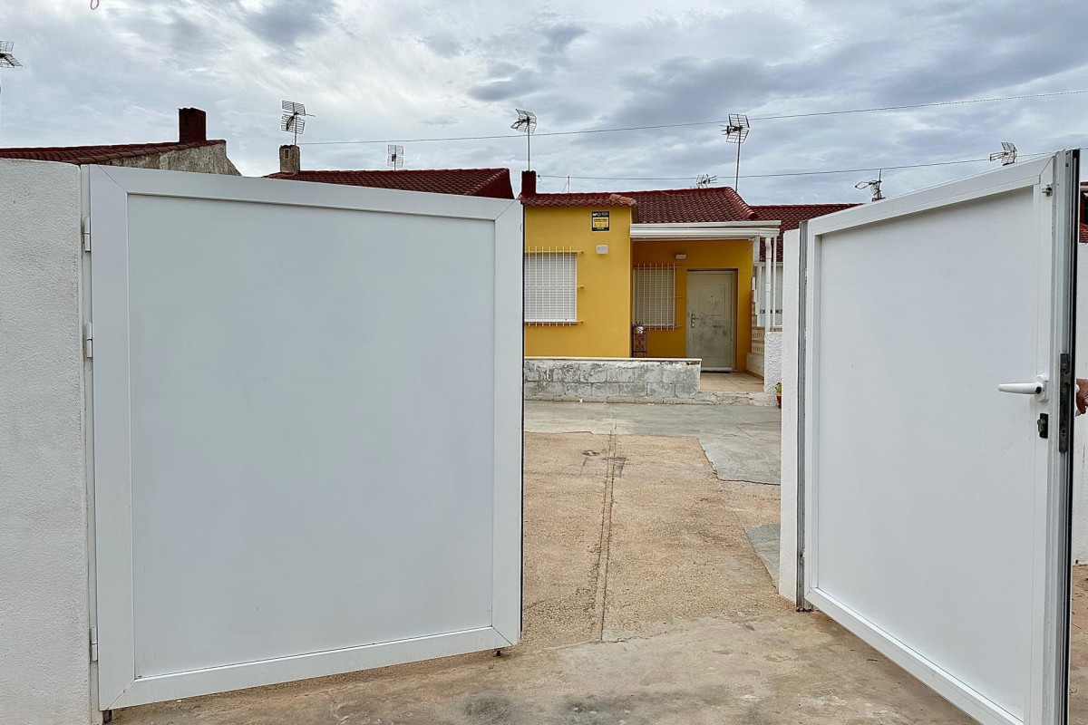 Resale - Townhouse - Torrevieja - Torretas