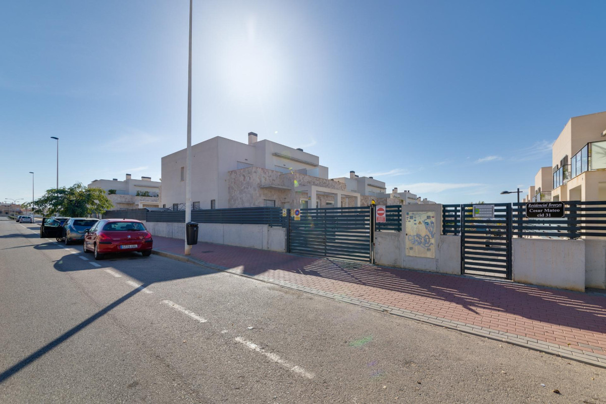 Reventa - Apartamento / piso - Torrevieja - Sector 25