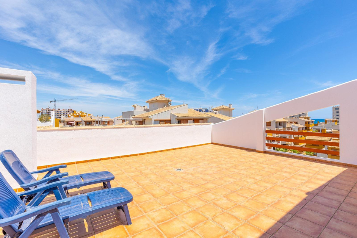 Resale - Apartment  - Torrevieja - Punta prima