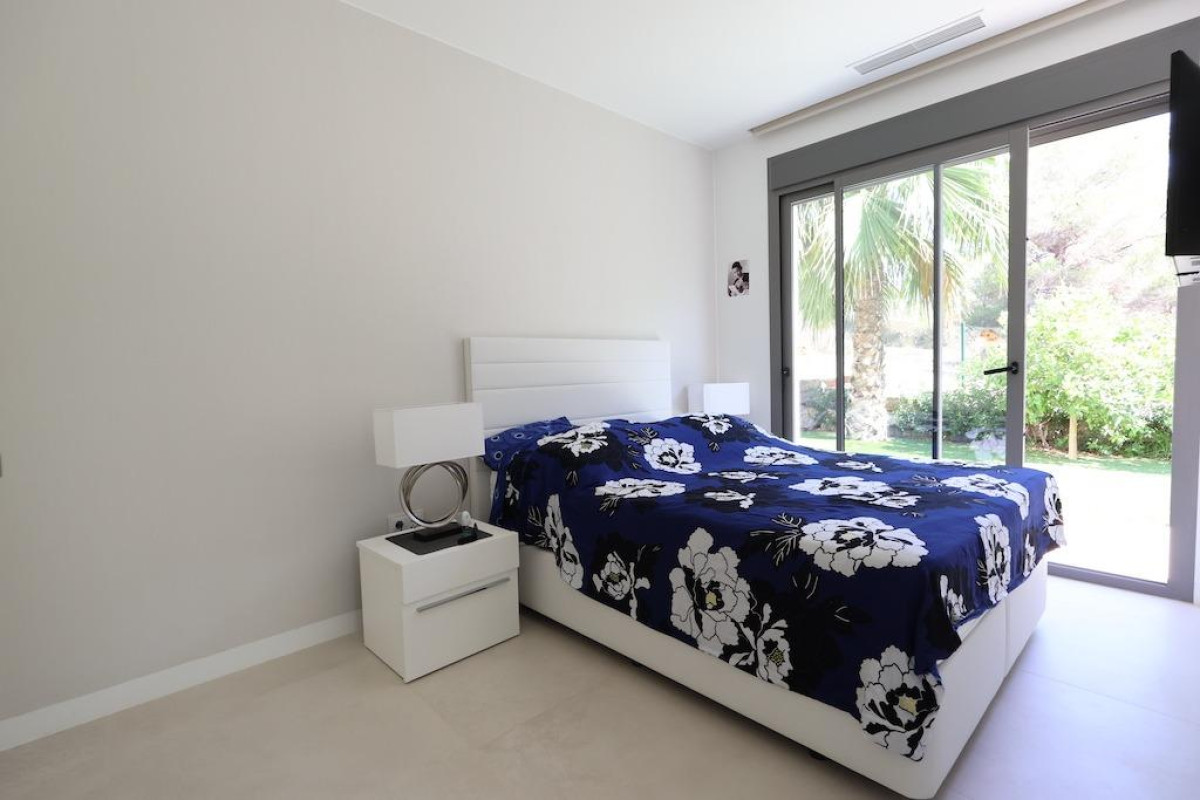 Reventa - Villa de Lujo - Orihuela Costa - Las Colinas Golf