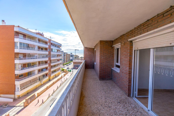 Revente - Appartement - Torrevieja - Punta prima