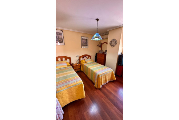 Reventa - Apartamento / piso - Torrevieja - Centro