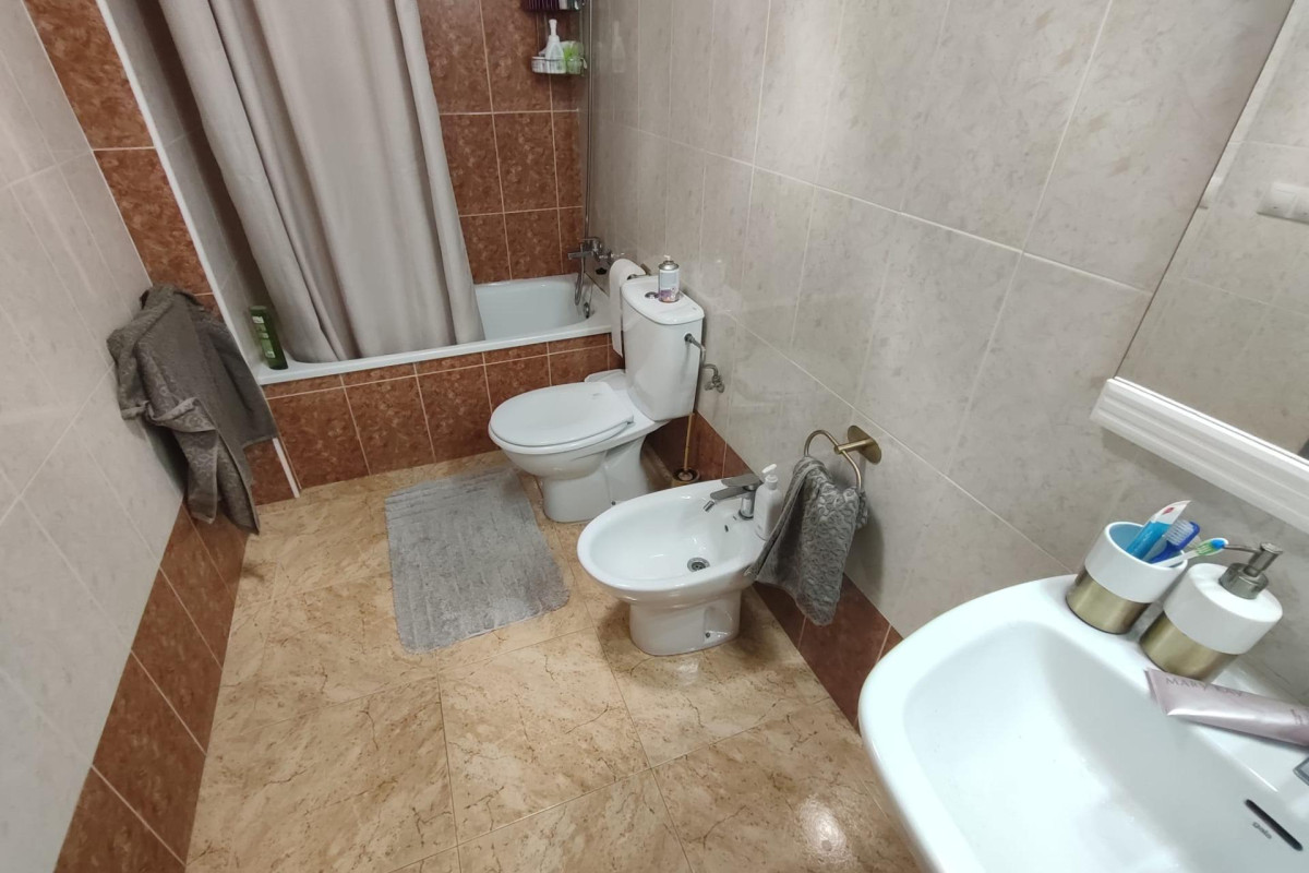 Resale - Apartment  - Torrevieja - Centro