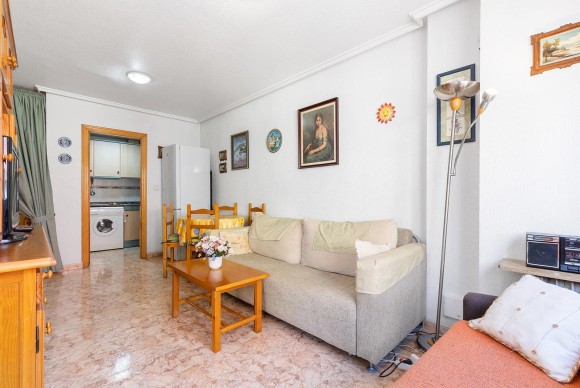 Reventa - Apartamento / piso - Torrevieja - Estacion de autobuses