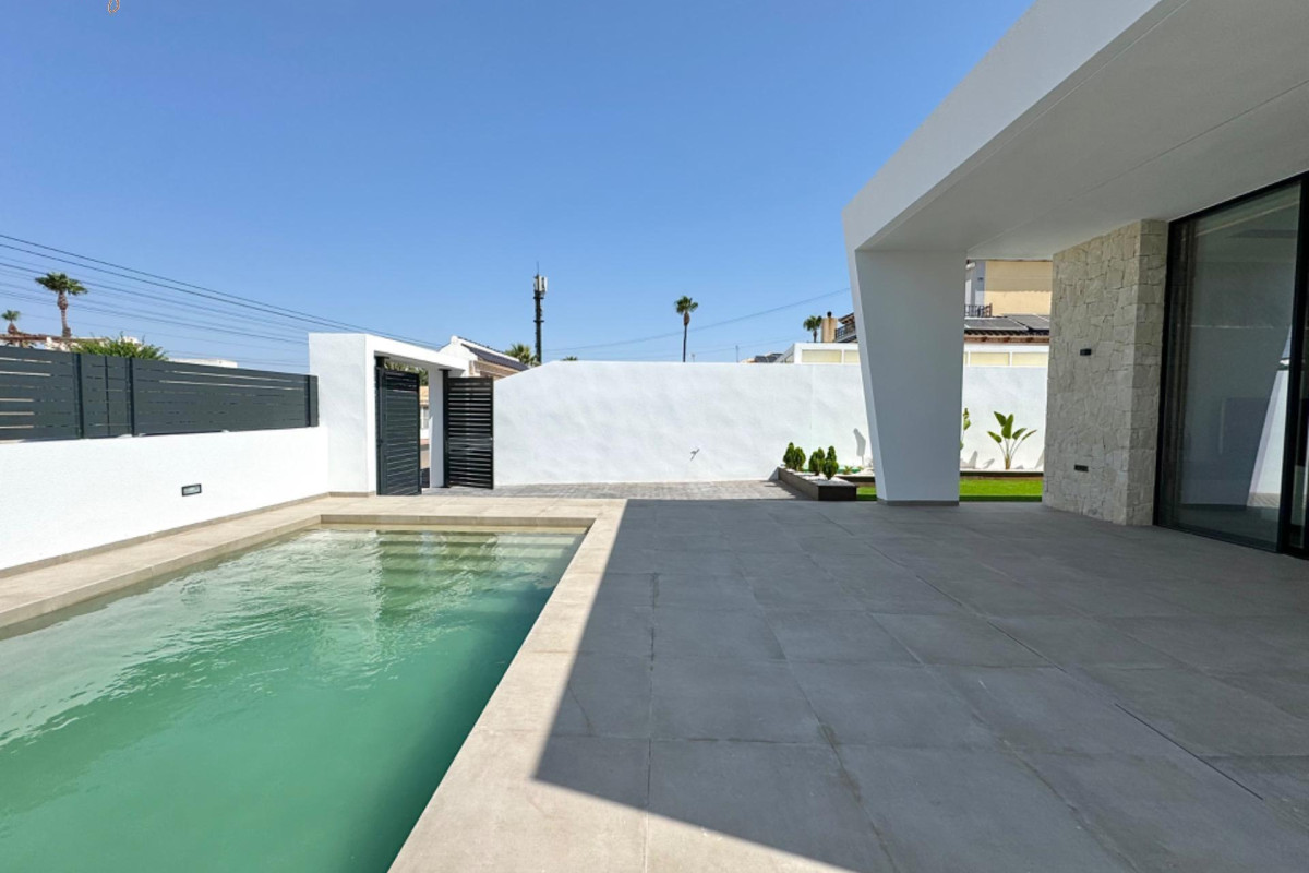 Herverkoop - LUXE VILLA - Torrevieja - La siesta