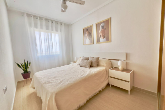 Revente - Appartement - Torrevieja - Sector 25