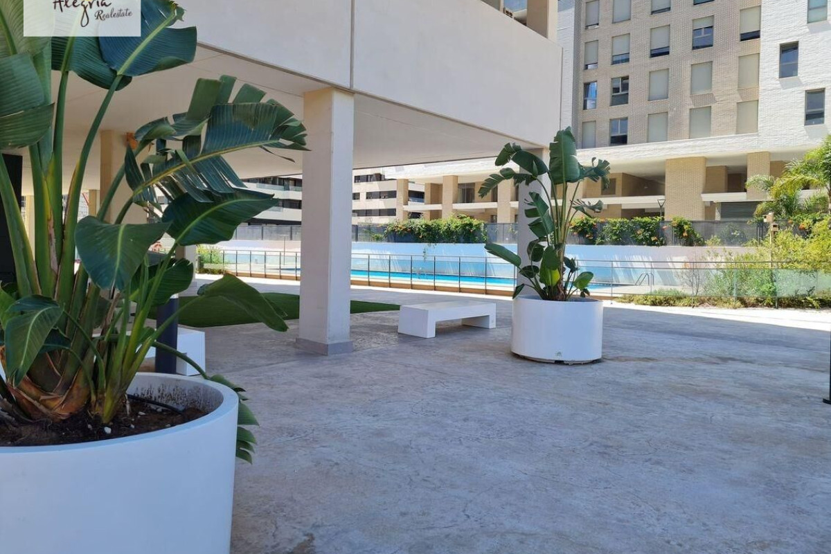 Revente - Appartement - Valencia - Mont-Olivet