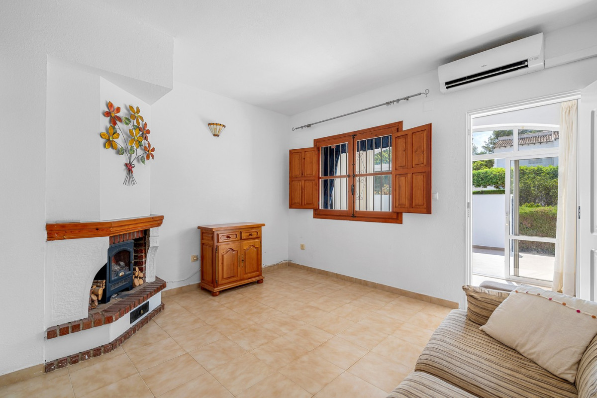 Resale - Townhouse - Torrevieja - Lago jardin