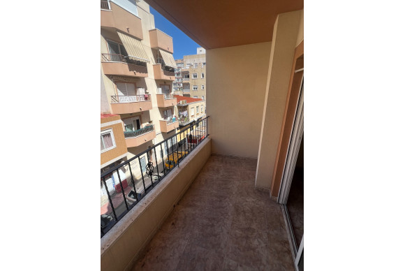 Reventa - Apartamento / piso - Torrevieja