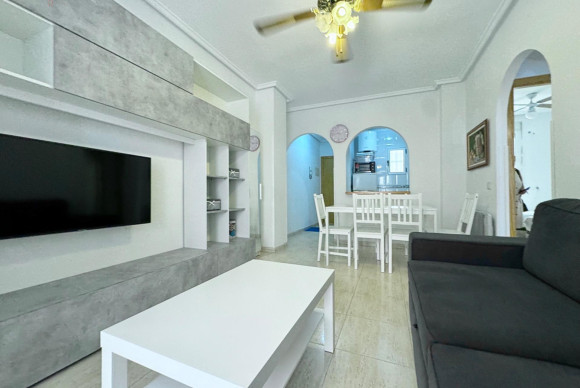 Resale - Apartment  - Torrevieja - Playa del cura