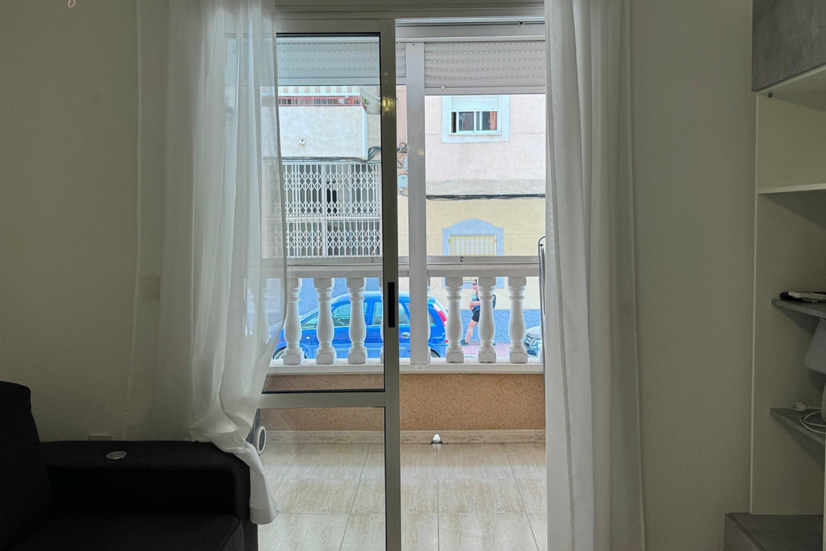 Reventa - Apartamento / piso - Torrevieja - Playa del cura