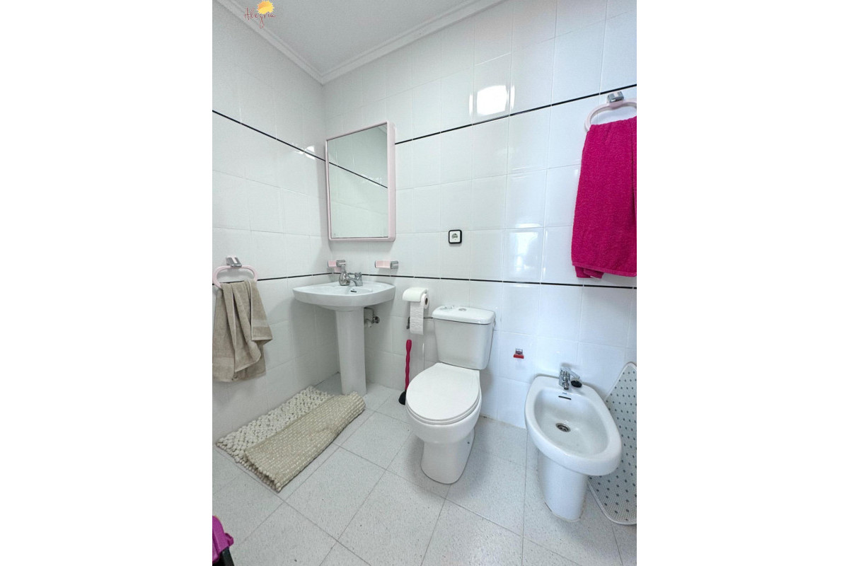 Reventa - Apartamento / piso - Torrevieja - Playa del cura