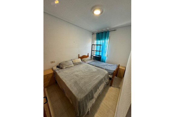 Reventa - Apartamento / piso - Torrevieja - Aguas nuevas 1