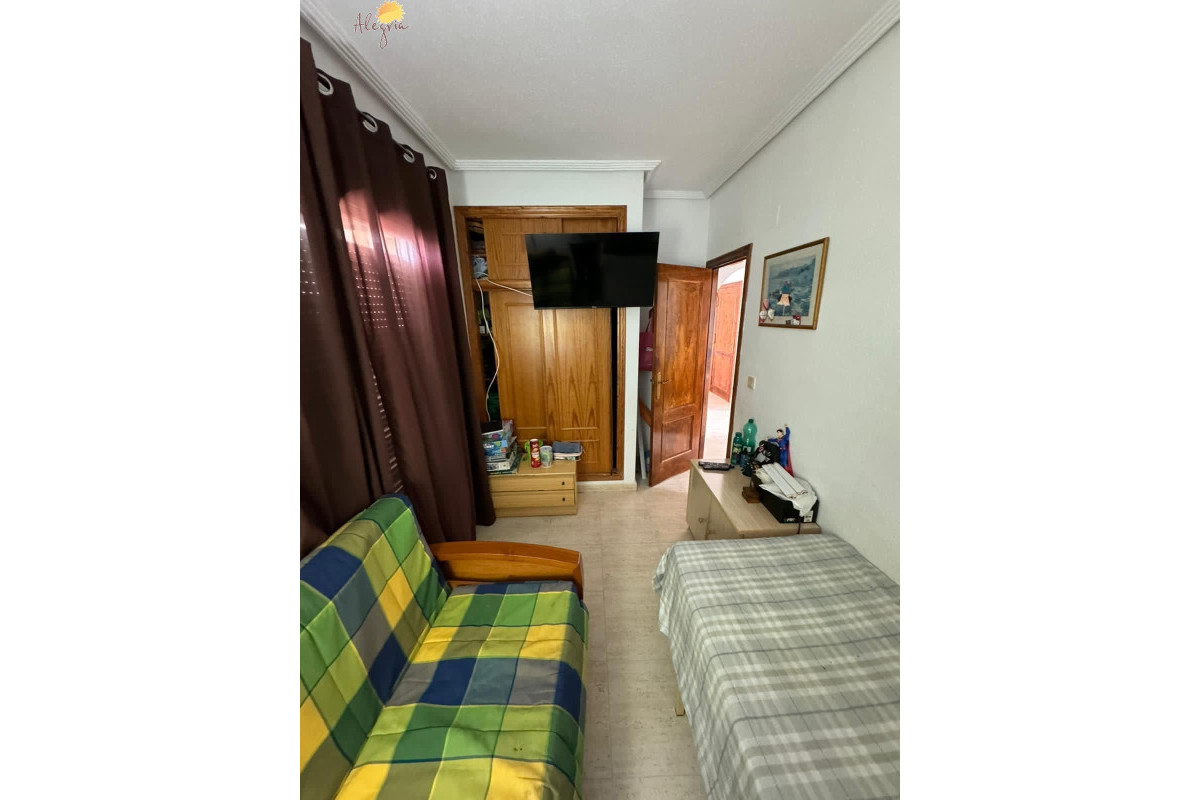 Reventa - Apartamento / piso - Torrevieja - Aguas nuevas 1