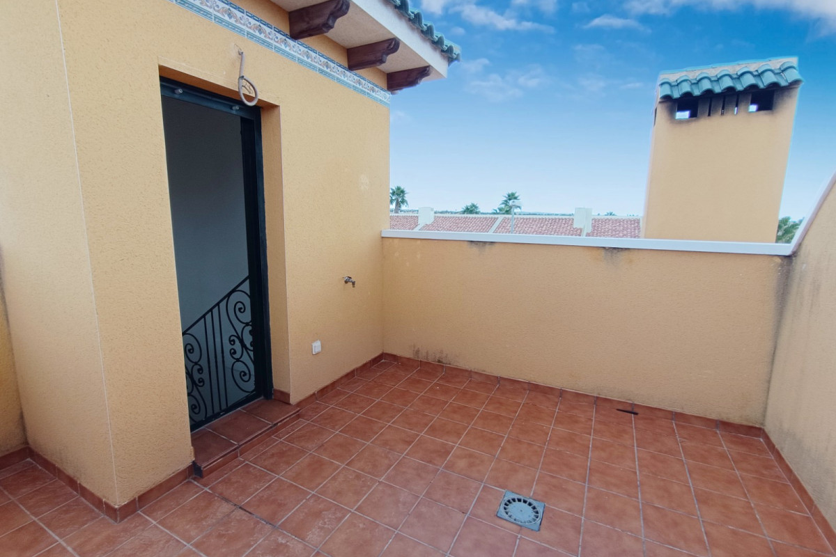 Resale - Semi Detached Villa - Ciudad Quesada - Lo Marabu