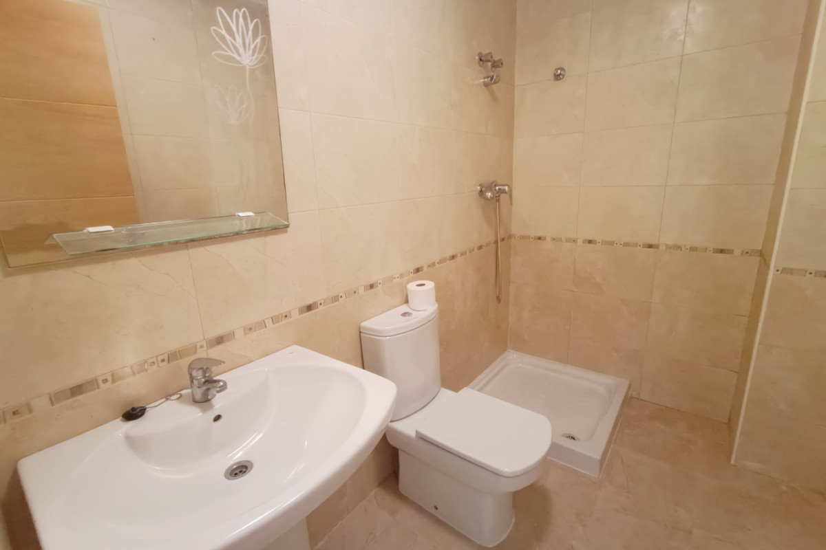 Resale - Semi Detached Villa - Ciudad Quesada - Lo Marabu