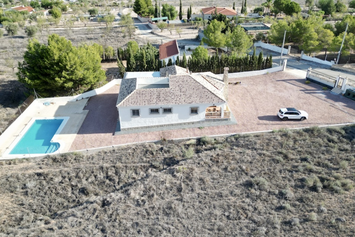 Resale - Villa - HONDON DE LOS FRAILES