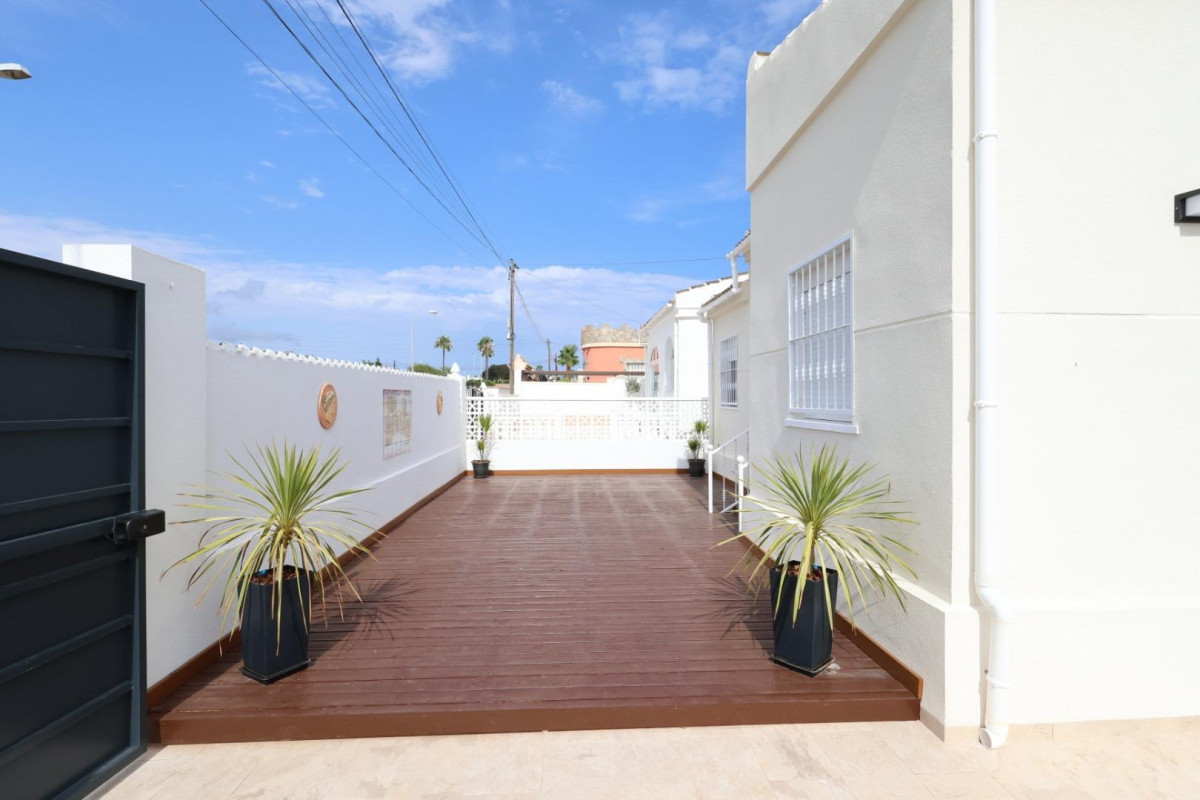 Reventa - House - Torrevieja - San luis