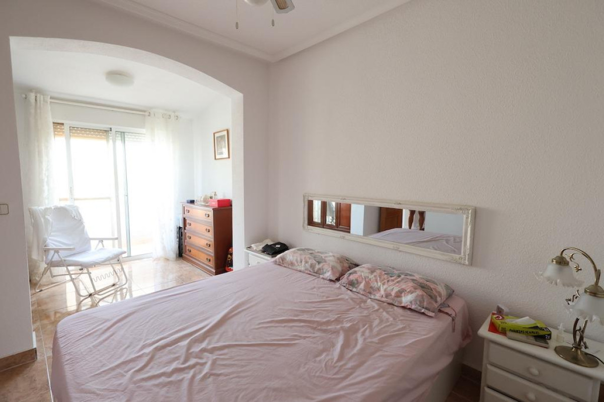 Reventa - House - Orihuela Costa - Playa Flamenca