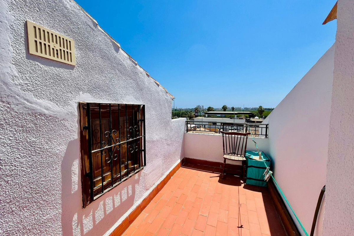 Resale - Townhouse - Torrevieja - Los balcones