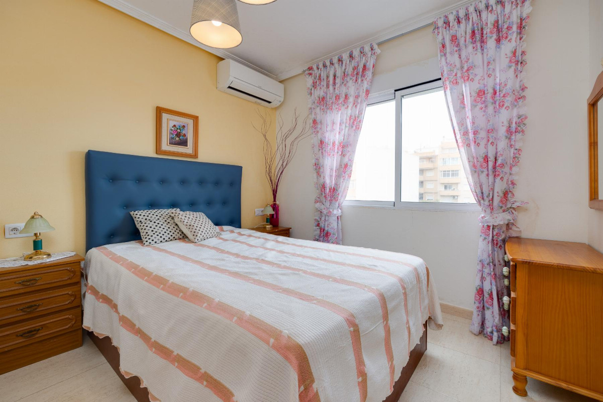 Herverkoop - Appartement  - Torrevieja - Playa de Los Locos-Curva del Palangre