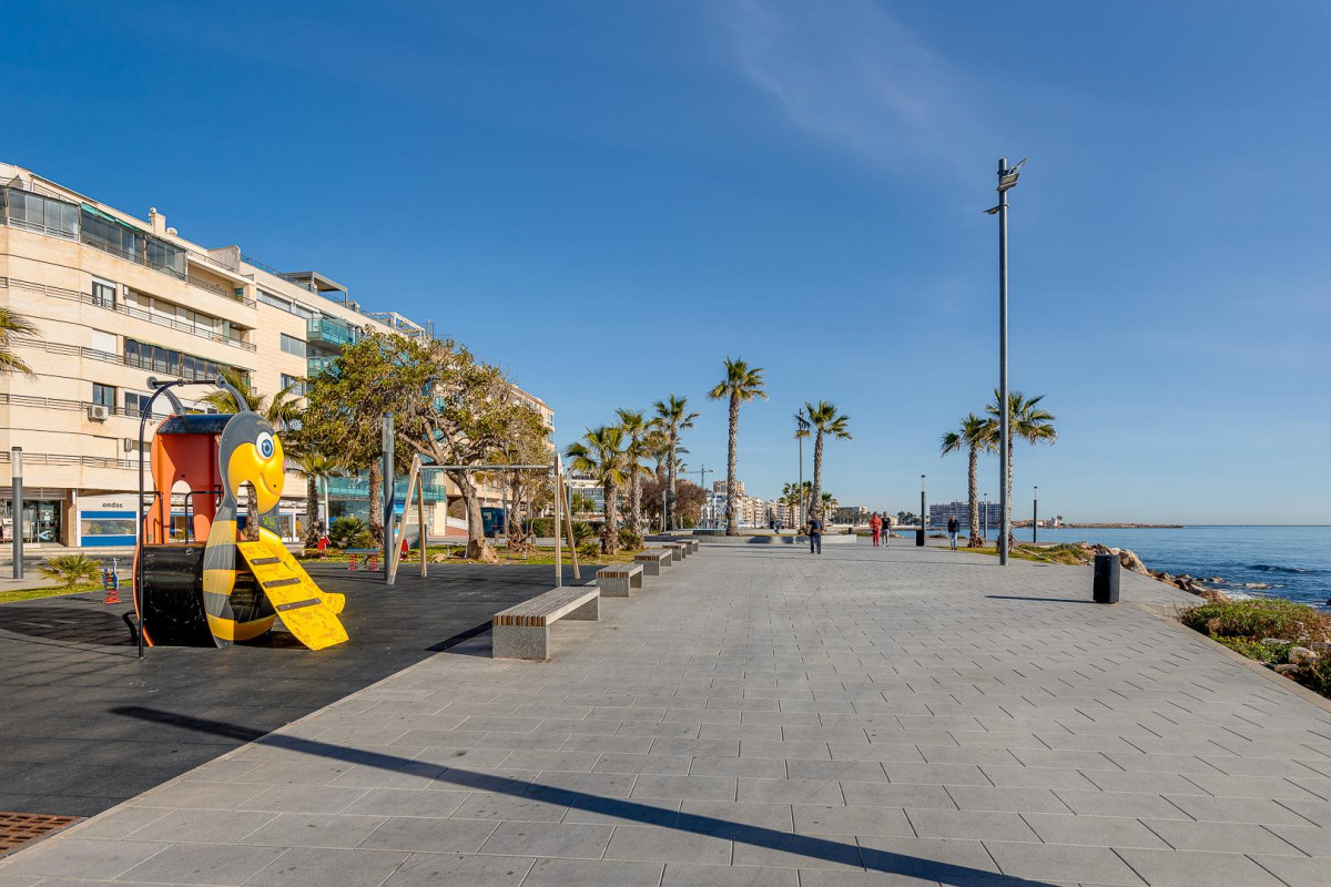 Herverkoop - Appartement  - Torrevieja - Playa de Los Locos-Curva del Palangre