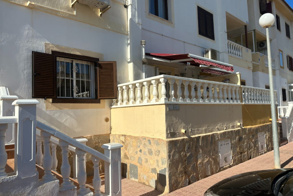 Reventa - Apartamento / piso - Orihuela Costa - Playa Flamenca