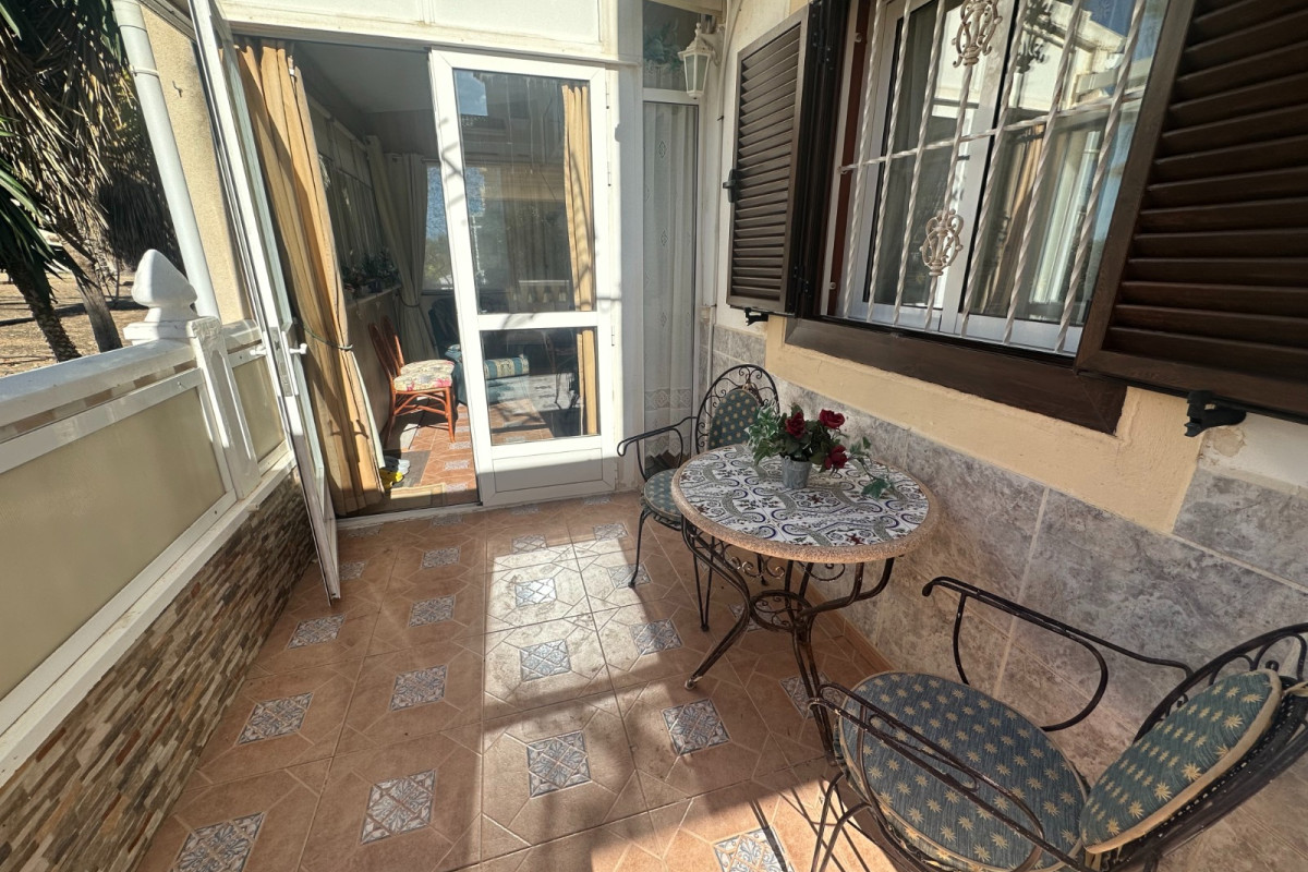 Resale - Apartment  - Orihuela Costa - Playa Flamenca